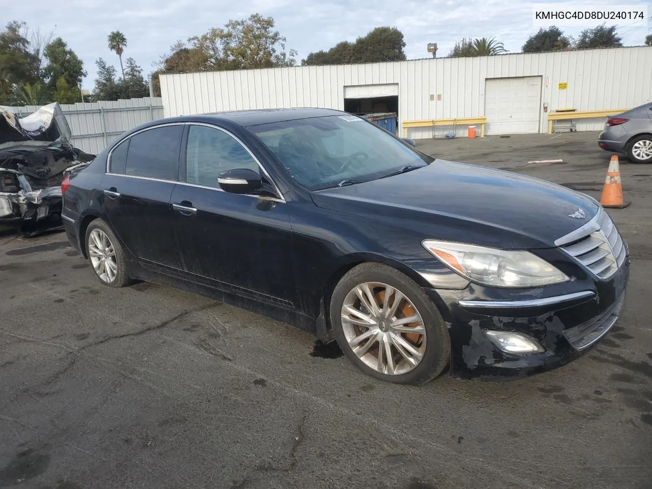 2013 Hyundai Genesis 3.8L VIN: KMHGC4DD8DU240174 Lot: 78200774