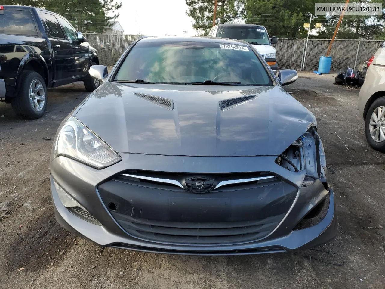 2014 Hyundai Genesis Coupe 3.8L VIN: KMHHU6KJ9EU120133 Lot: 70790624