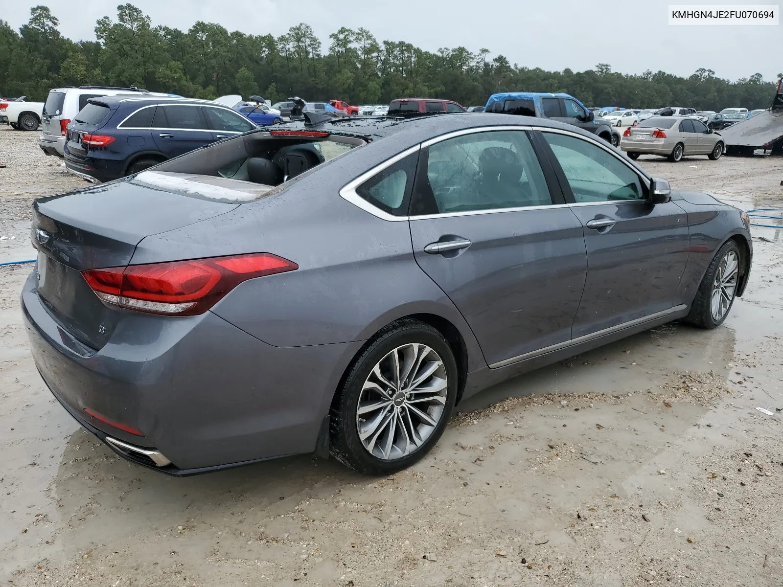 KMHGN4JE2FU070694 2015 Hyundai Genesis 3.8L