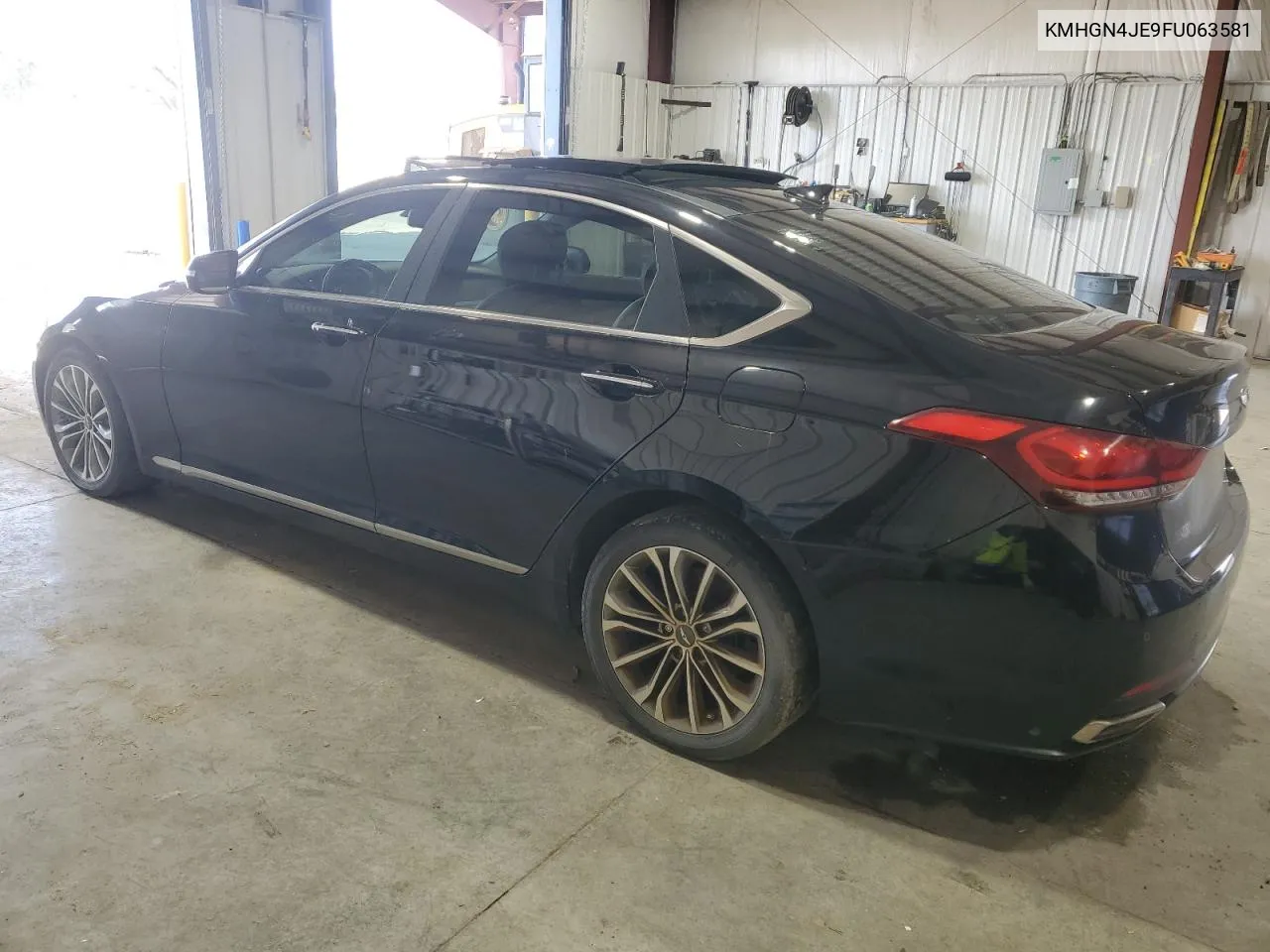 2015 Hyundai Genesis 3.8L VIN: KMHGN4JE9FU063581 Lot: 72477134