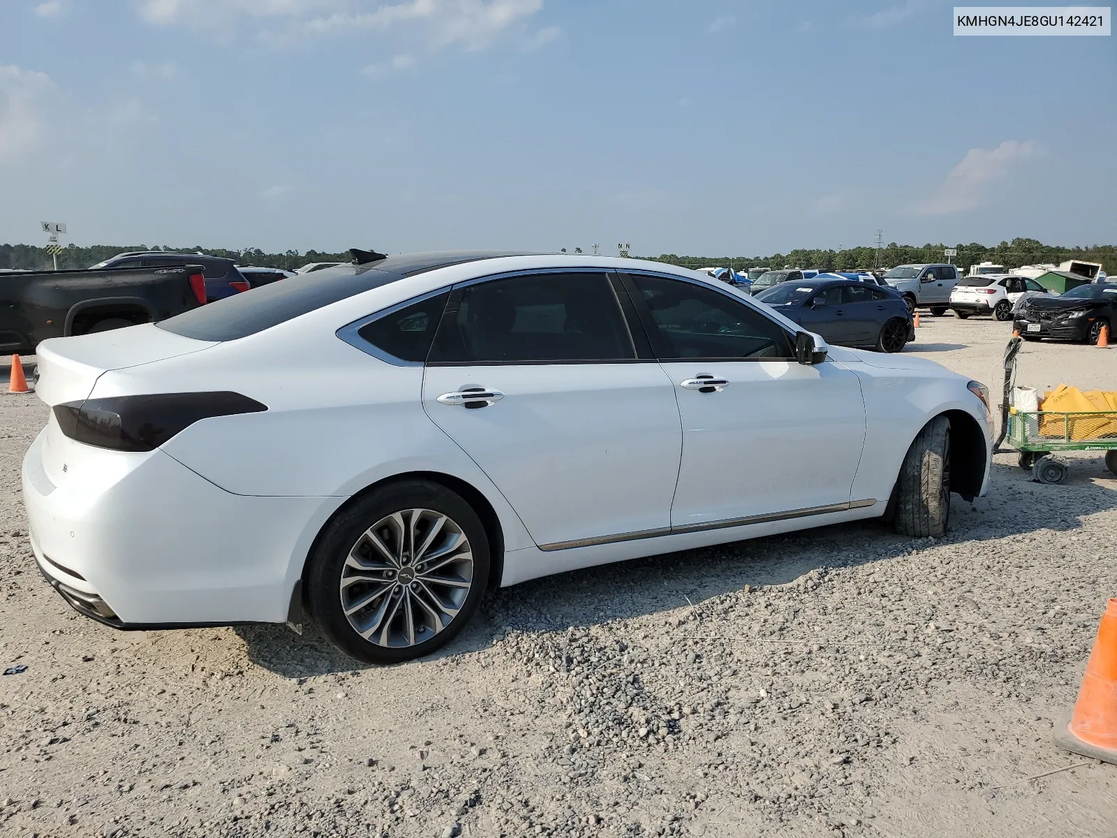 KMHGN4JE8GU142421 2016 Hyundai Genesis 3.8L