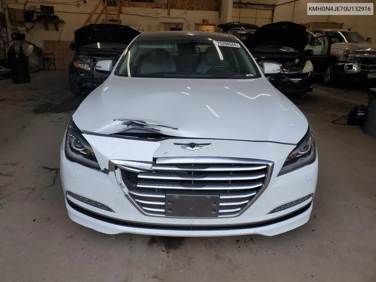 2016 Hyundai Genesis 3.8L VIN: KMHGN4JE7GU132916 Lot: 75398344