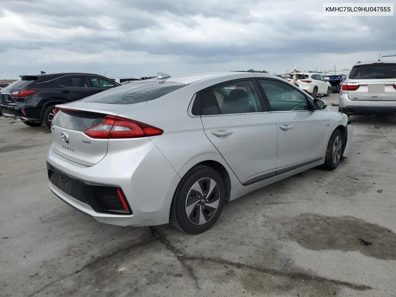 KMHC75LC9HU047555 2017 Hyundai Ioniq Sel