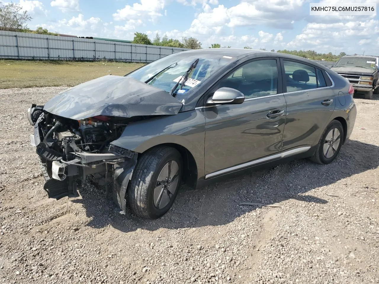 KMHC75LC6MU257816 2021 Hyundai Ioniq Se