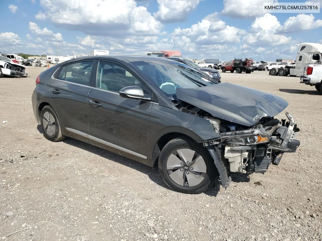 KMHC75LC6MU257816 2021 Hyundai Ioniq Se