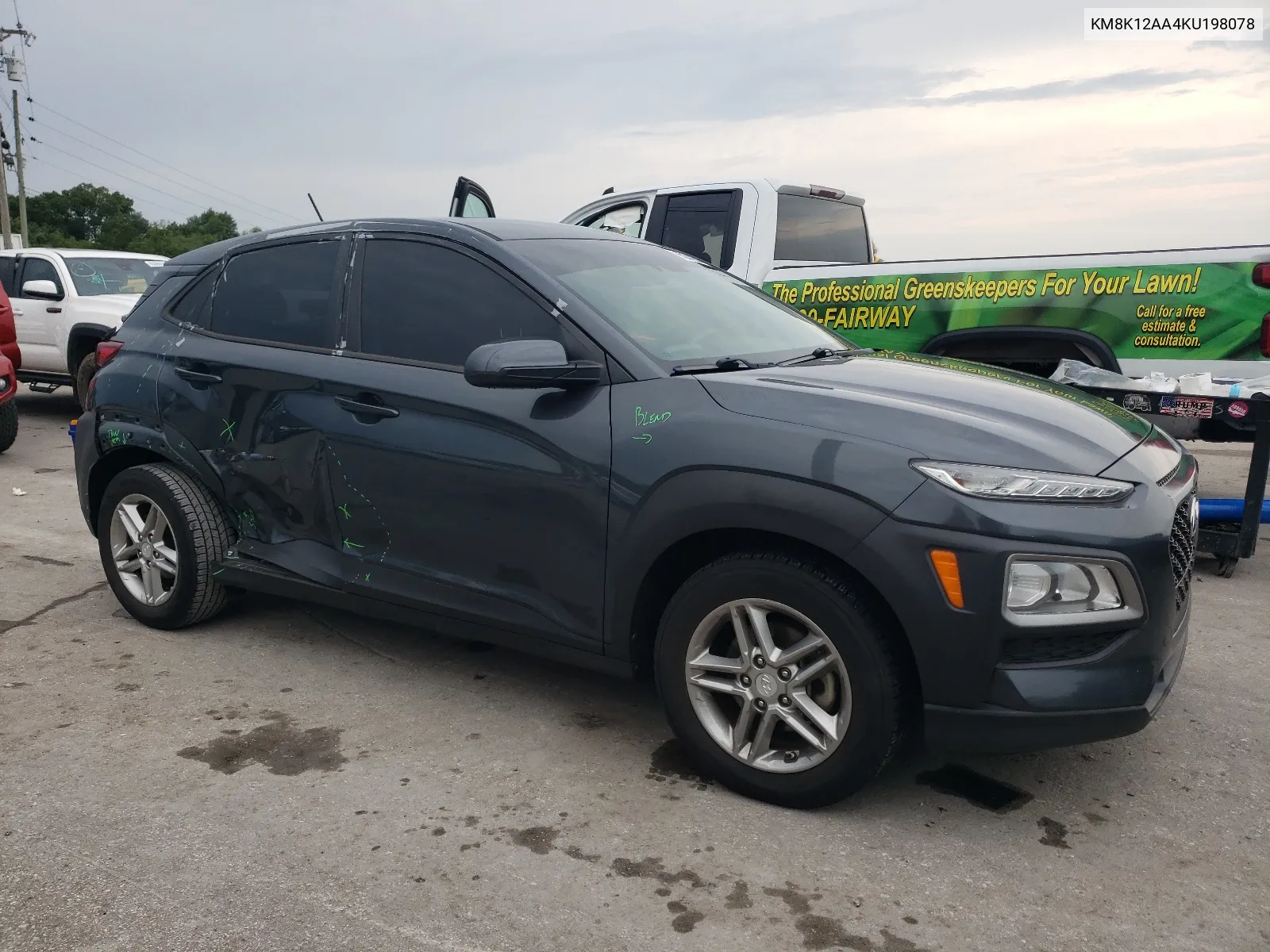 KM8K12AA4KU198078 2019 Hyundai Kona Se