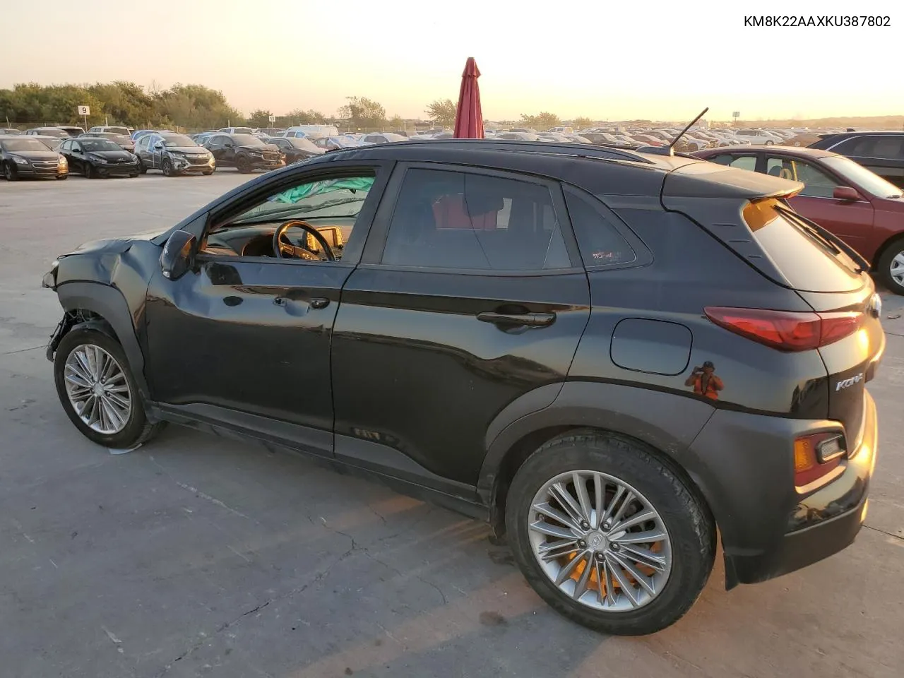 KM8K22AAXKU387802 2019 Hyundai Kona Sel