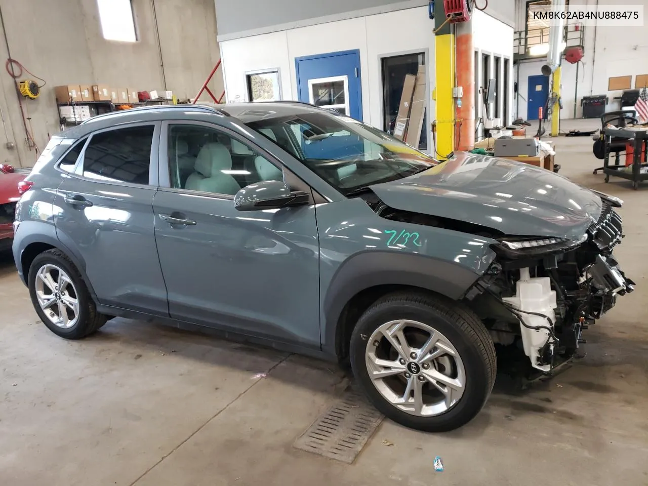 2022 Hyundai Kona Sel VIN: KM8K62AB4NU888475 Lot: 69370304