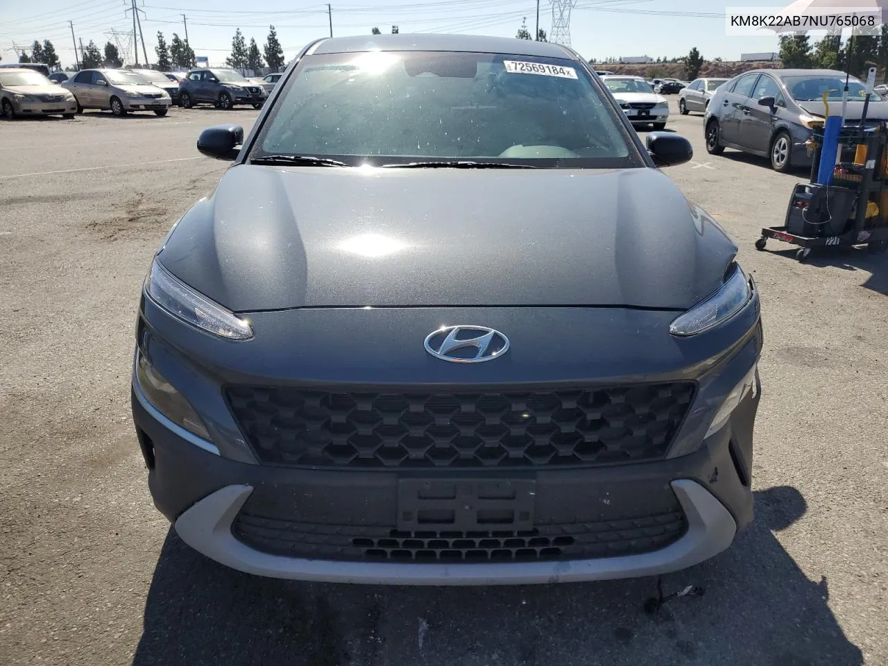 2022 Hyundai Kona Sel VIN: KM8K22AB7NU765068 Lot: 72569184