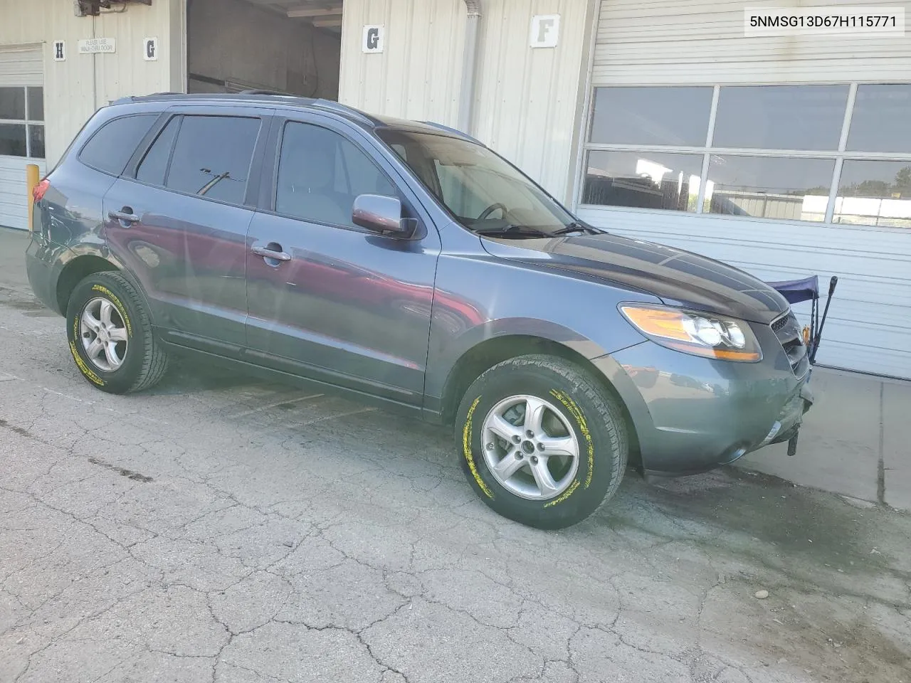 2007 Hyundai Santa Fe Gls VIN: 5NMSG13D67H115771 Lot: 71786024