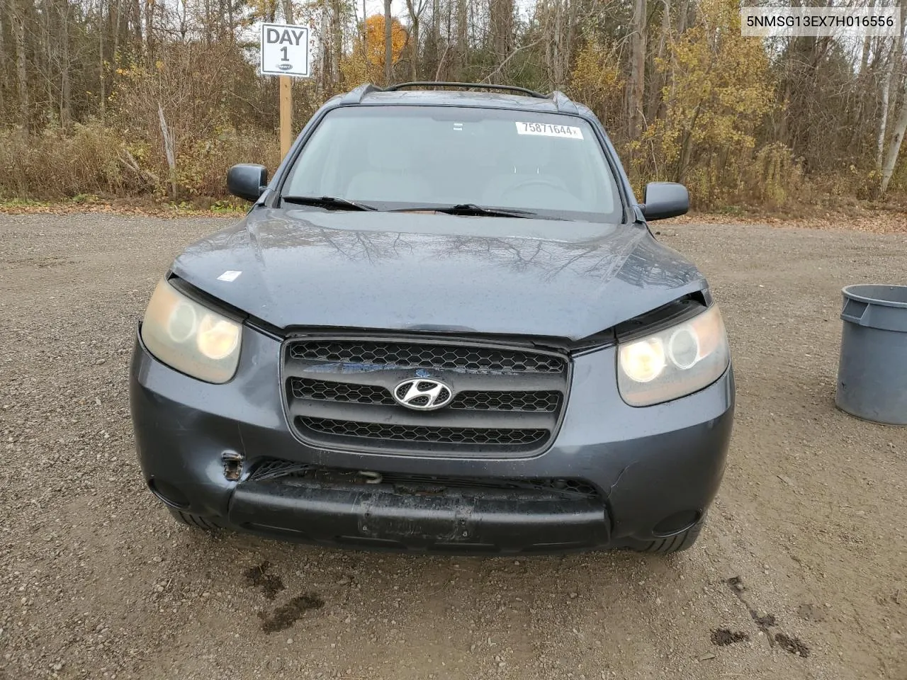 2007 Hyundai Santa Fe Gl VIN: 5NMSG13EX7H016556 Lot: 75871644