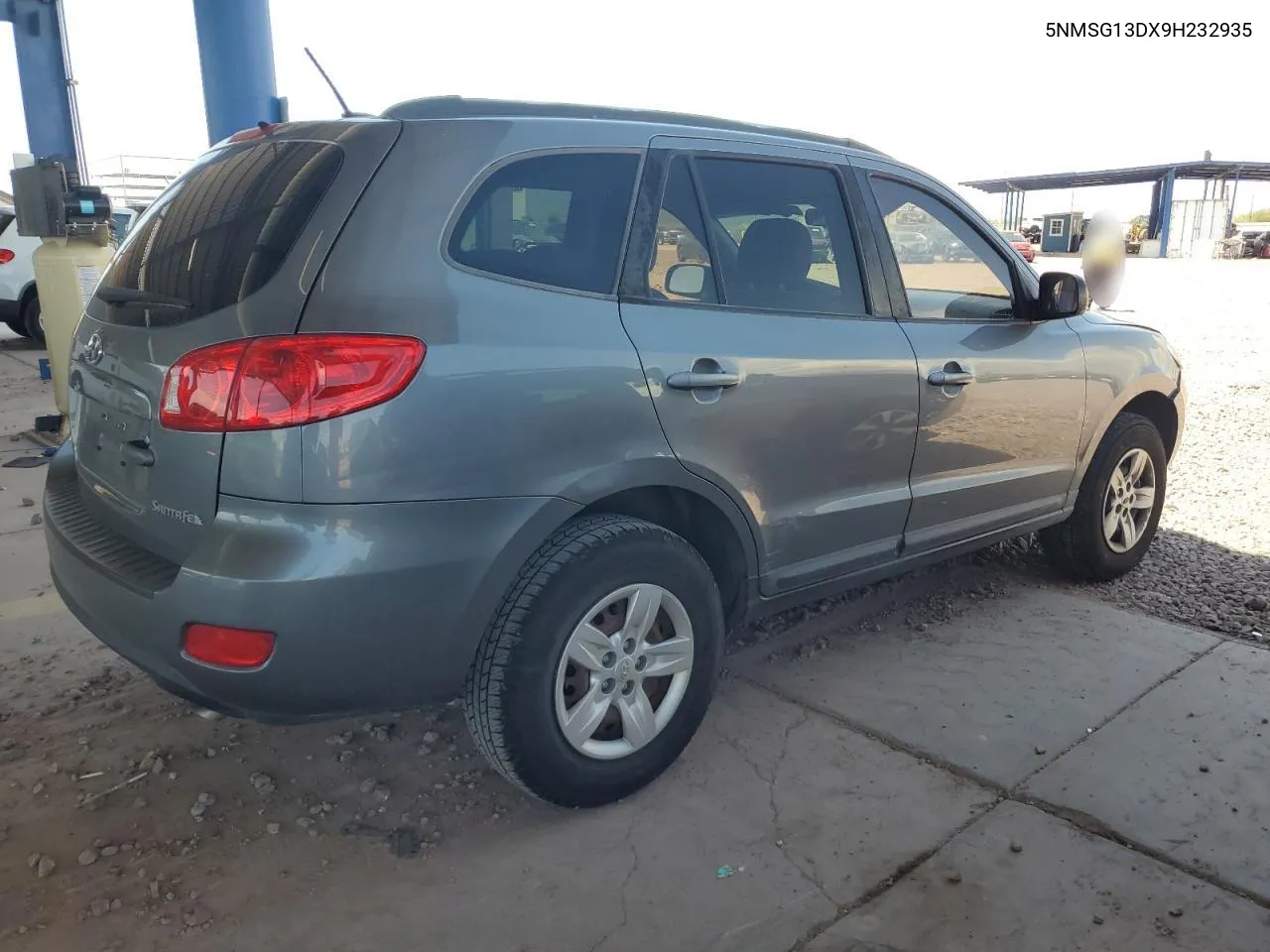 2009 Hyundai Santa Fe Gls VIN: 5NMSG13DX9H232935 Lot: 65953874