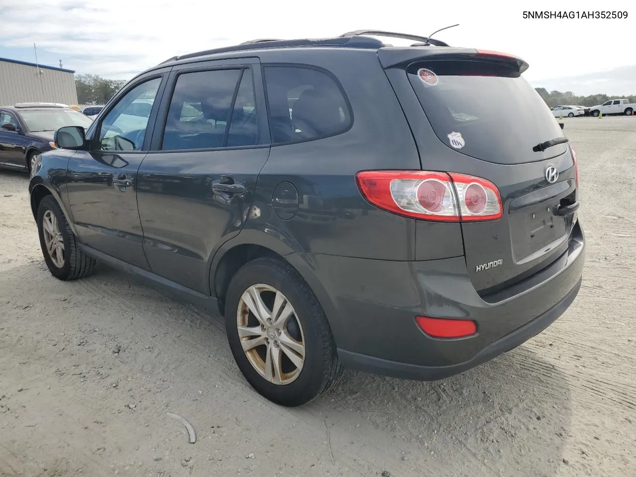 5NMSH4AG1AH352509 2010 Hyundai Santa Fe Se