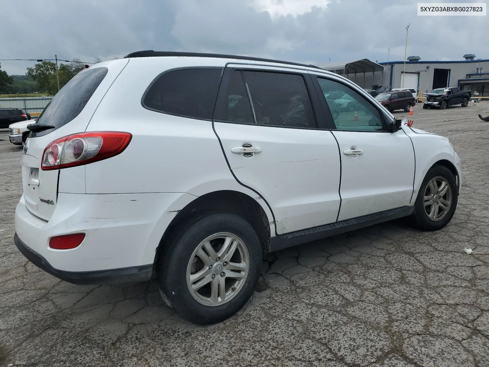 5XYZG3ABXBG027823 2011 Hyundai Santa Fe Gls