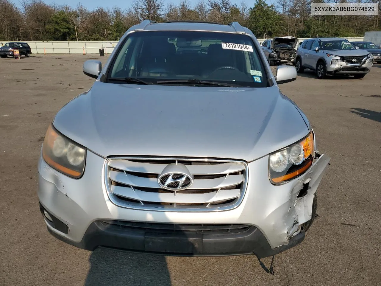 2011 Hyundai Santa Fe Limited VIN: 5XYZK3AB6BG074829 Lot: 70101044