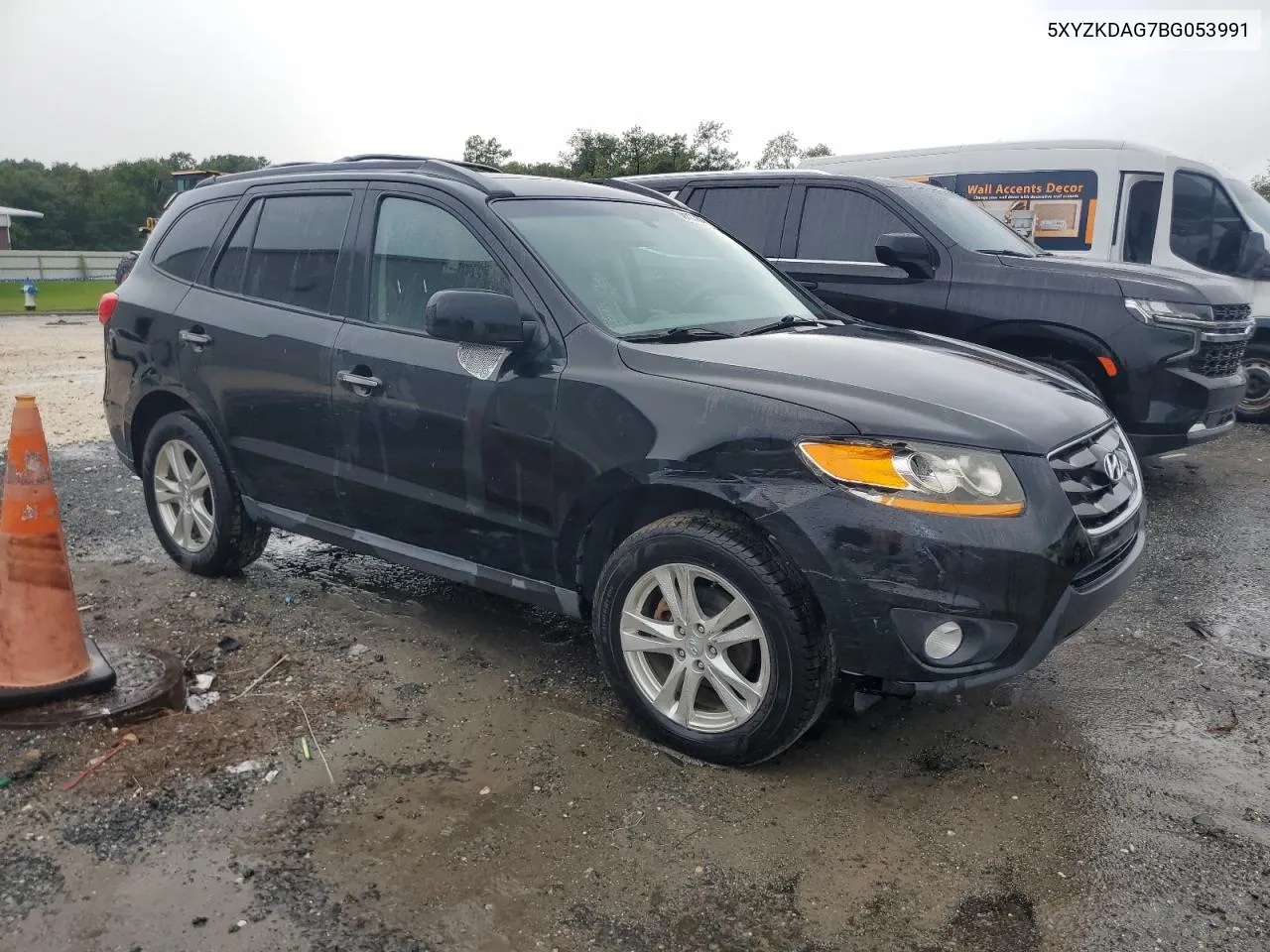 2011 Hyundai Santa Fe Limited VIN: 5XYZKDAG7BG053991 Lot: 70117784