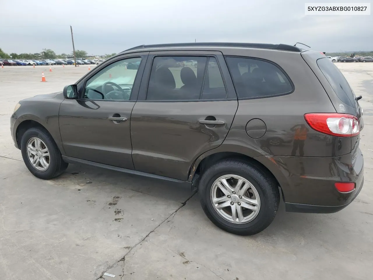 5XYZG3ABXBG010827 2011 Hyundai Santa Fe Gls