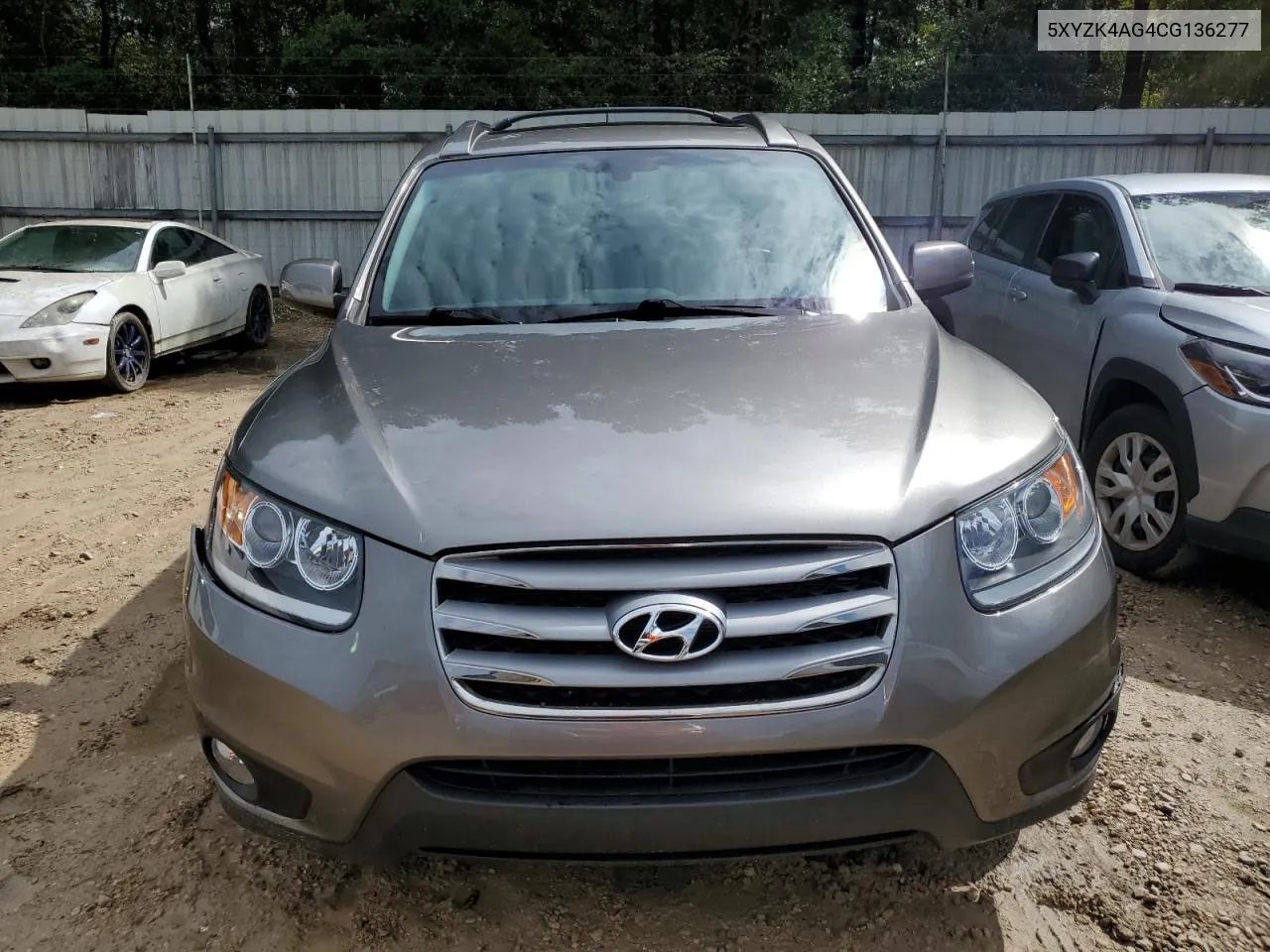 2012 Hyundai Santa Fe Limited VIN: 5XYZK4AG4CG136277 Lot: 71356364