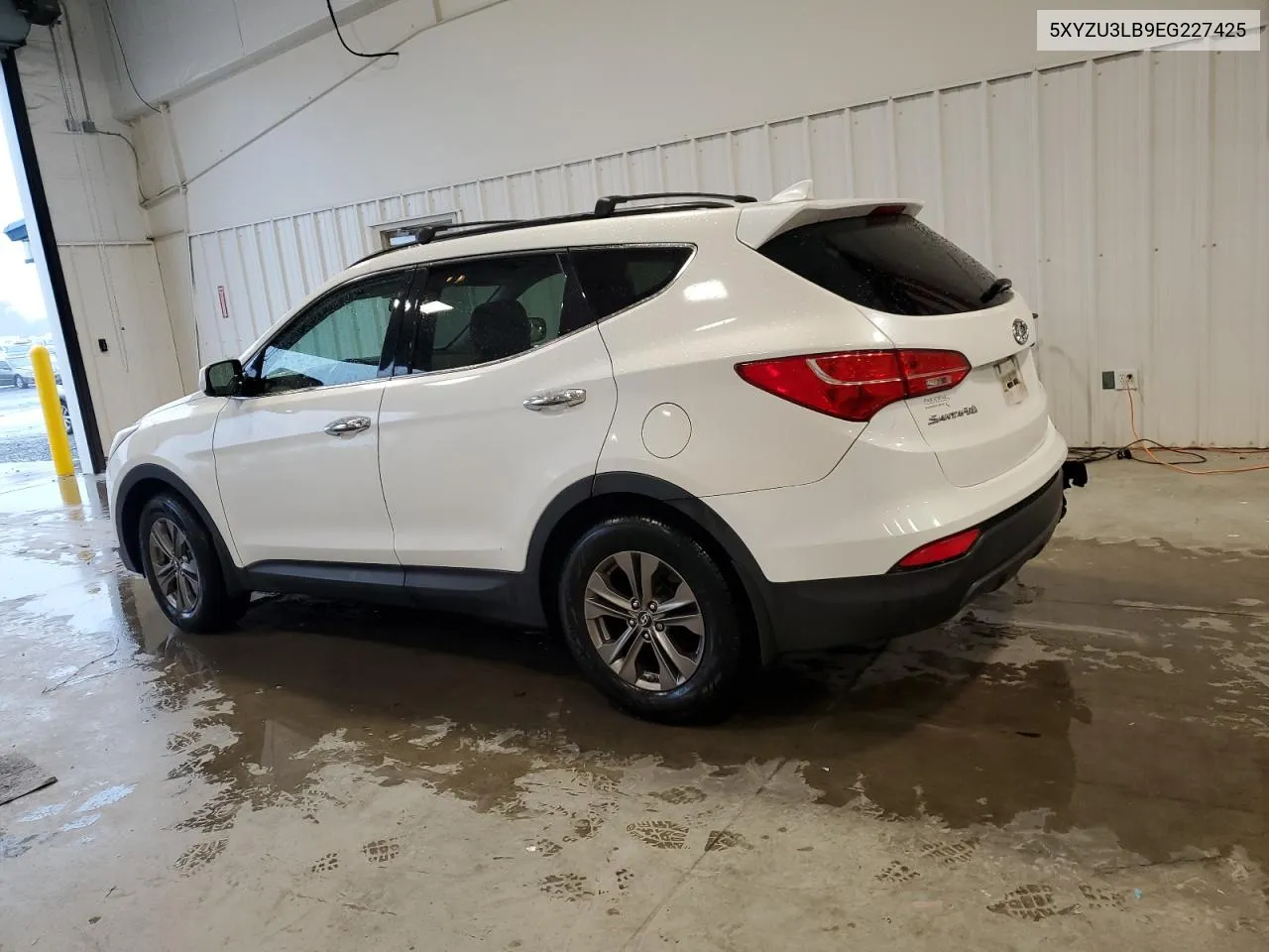 2014 Hyundai Santa Fe Sport VIN: 5XYZU3LB9EG227425 Lot: 71578454