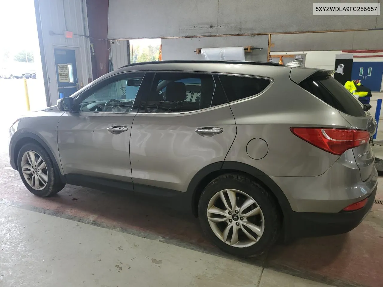 2015 Hyundai Santa Fe Sport VIN: 5XYZWDLA9FG256657 Lot: 76123004