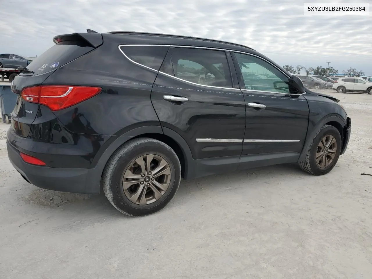 5XYZU3LB2FG250384 2015 Hyundai Santa Fe Sport