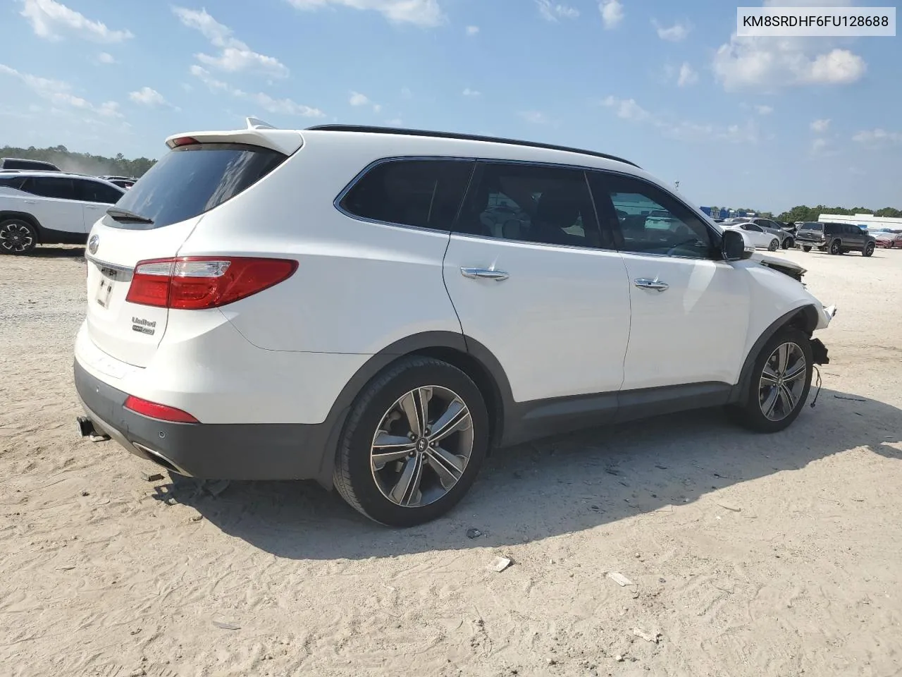 KM8SRDHF6FU128688 2015 Hyundai Santa Fe Gls