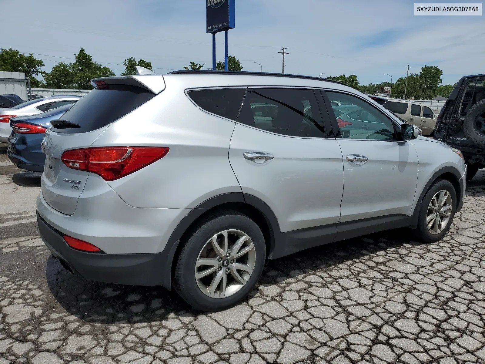 5XYZUDLA5GG307868 2016 Hyundai Santa Fe Sport