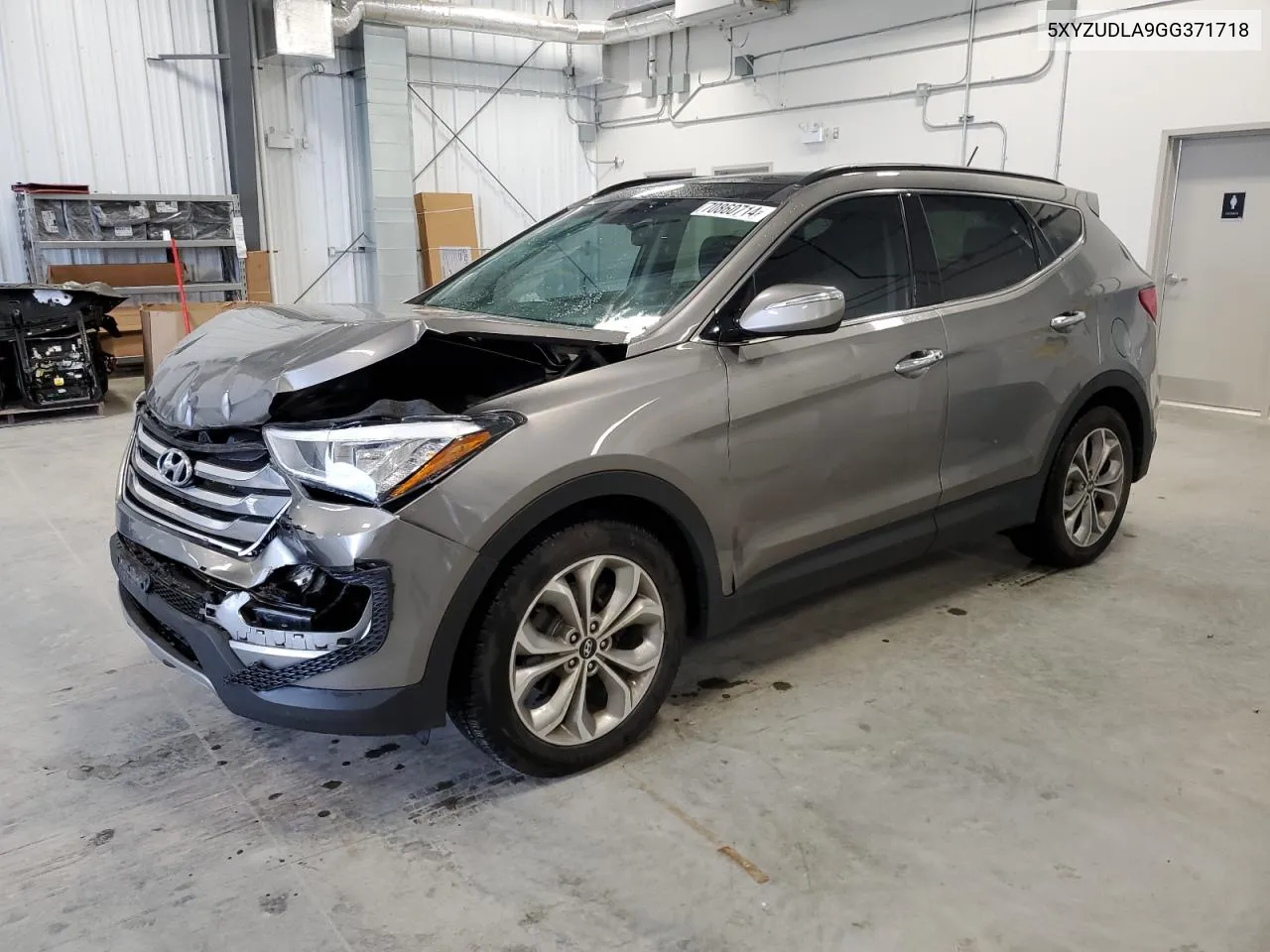 2016 Hyundai Santa Fe Sport VIN: 5XYZUDLA9GG371718 Lot: 70860714