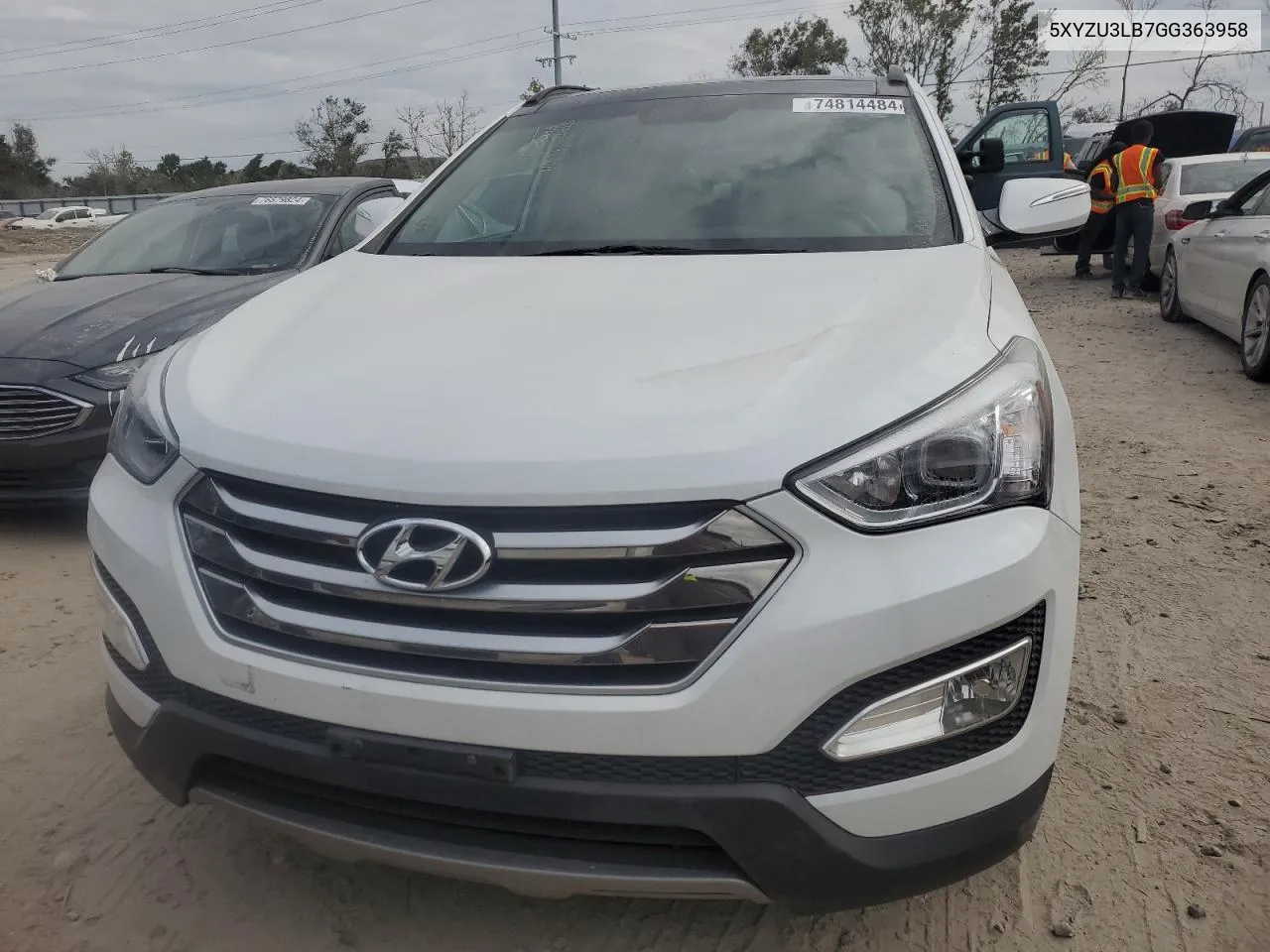 5XYZU3LB7GG363958 2016 Hyundai Santa Fe Sport