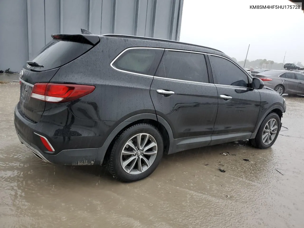 KM8SM4HF5HU175728 2017 Hyundai Santa Fe Se