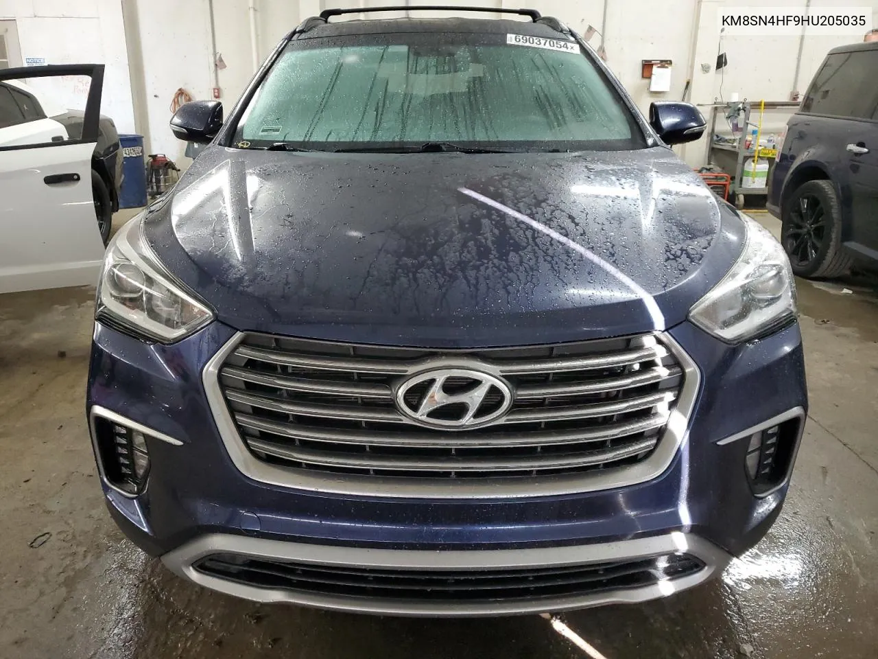 2017 Hyundai Santa Fe Se VIN: KM8SN4HF9HU205035 Lot: 69037054