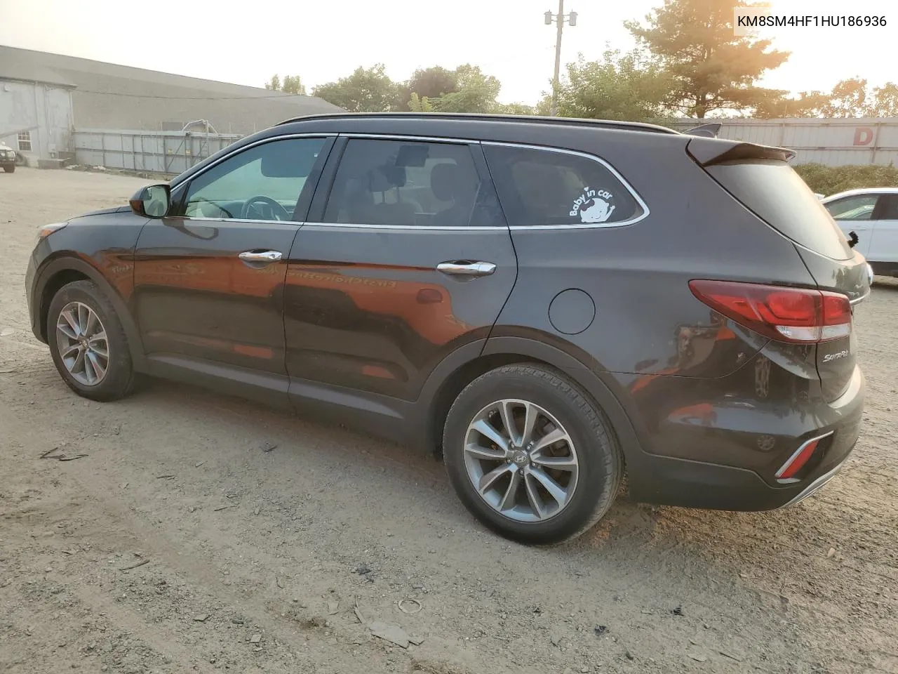 KM8SM4HF1HU186936 2017 Hyundai Santa Fe Se