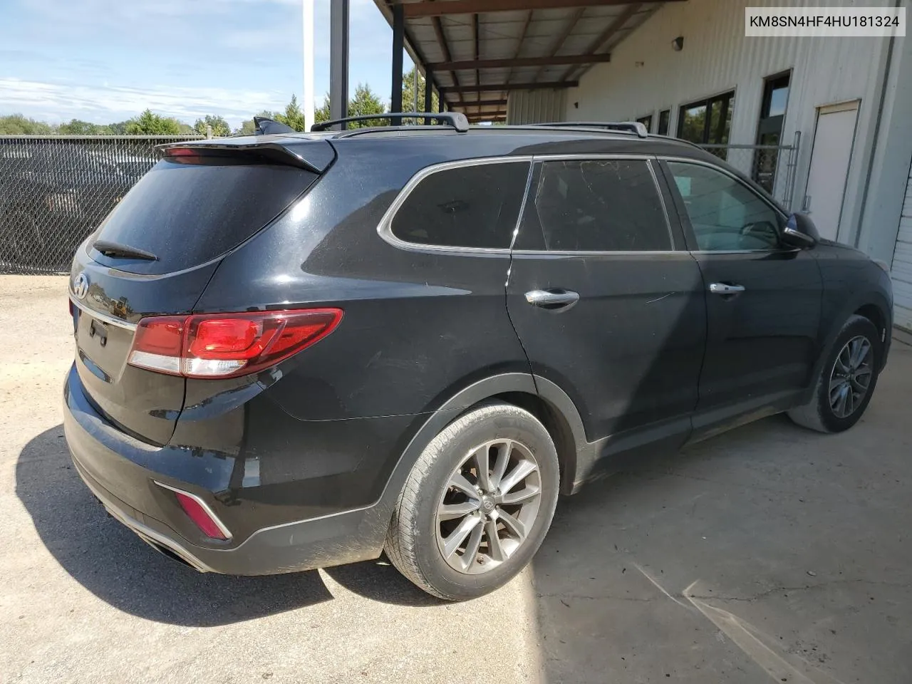 KM8SN4HF4HU181324 2017 Hyundai Santa Fe Se