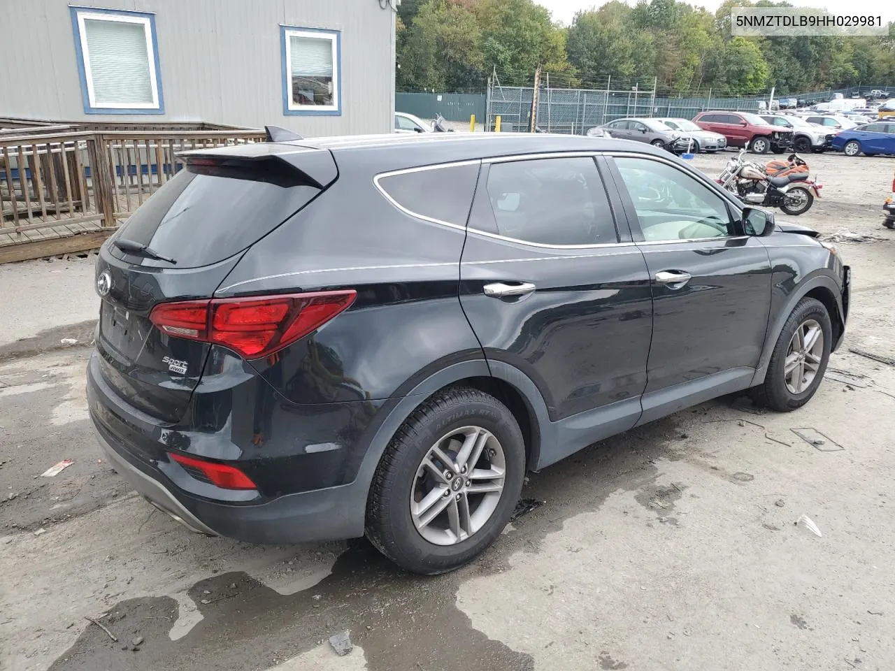 5NMZTDLB9HH029981 2017 Hyundai Santa Fe Sport