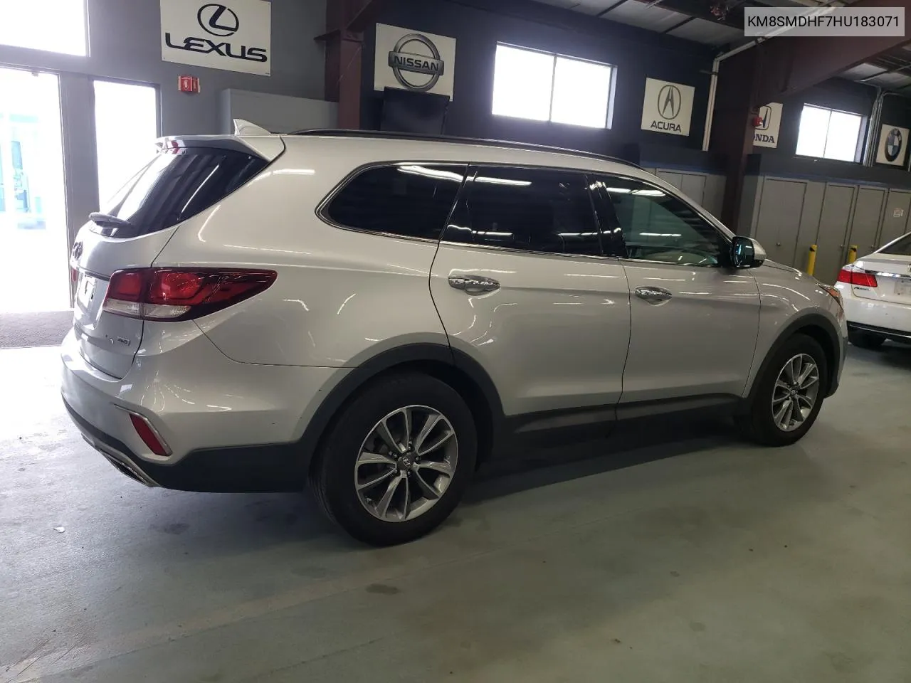 KM8SMDHF7HU183071 2017 Hyundai Santa Fe Se