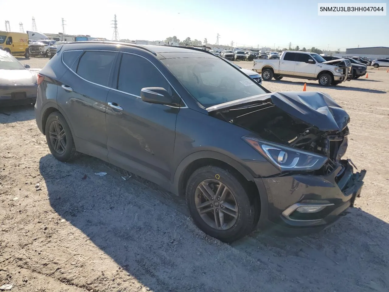 5NMZU3LB3HH047044 2017 Hyundai Santa Fe Sport