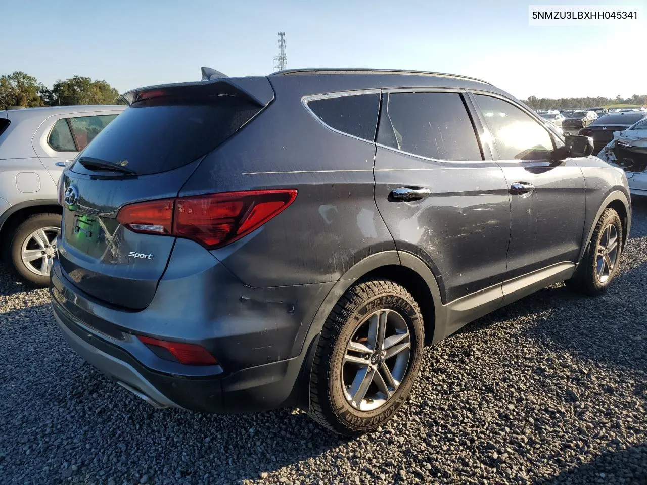 5NMZU3LBXHH045341 2017 Hyundai Santa Fe Sport