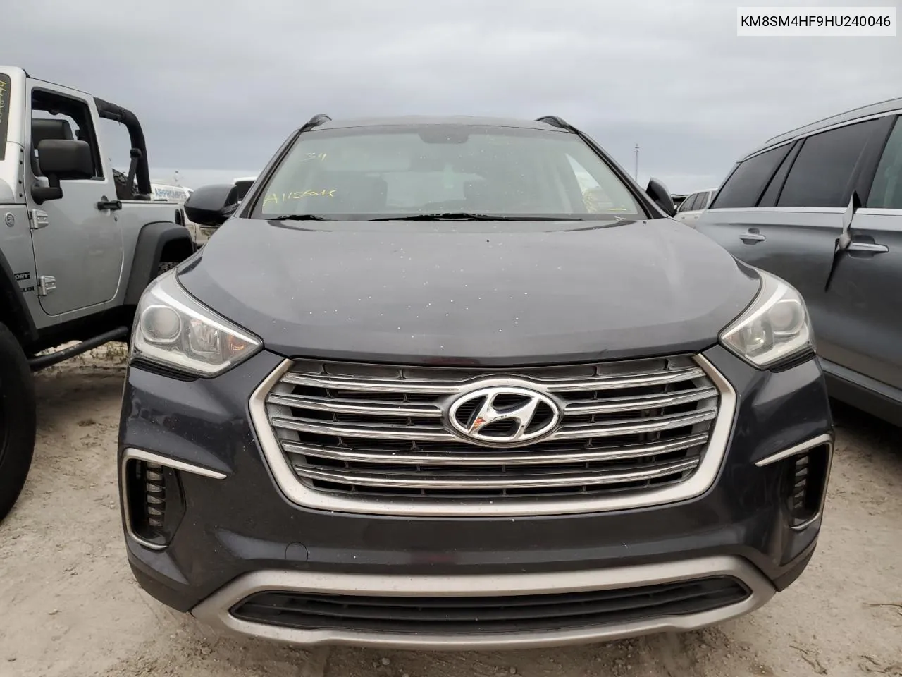 KM8SM4HF9HU240046 2017 Hyundai Santa Fe Se