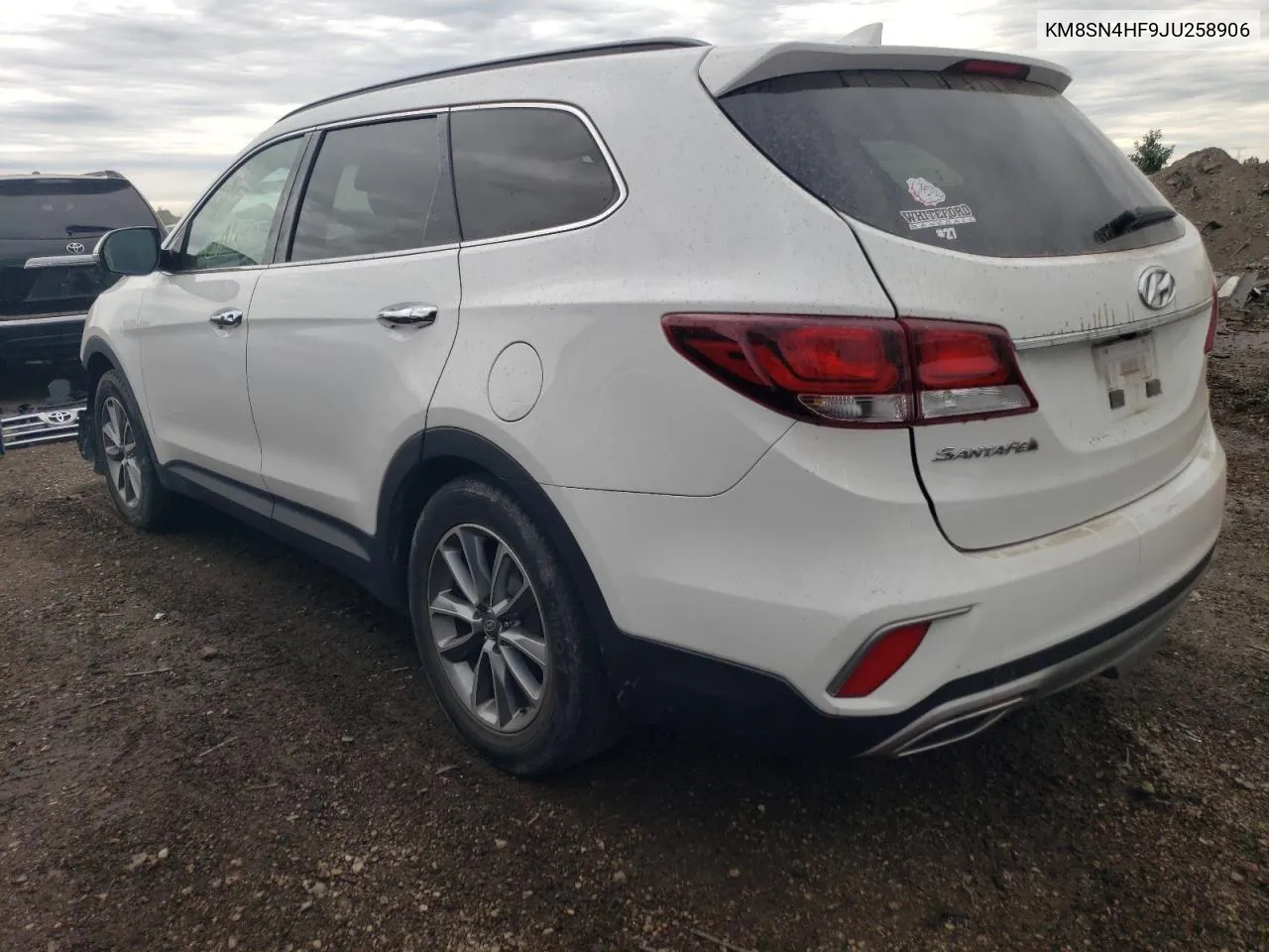 KM8SN4HF9JU258906 2018 Hyundai Santa Fe Se