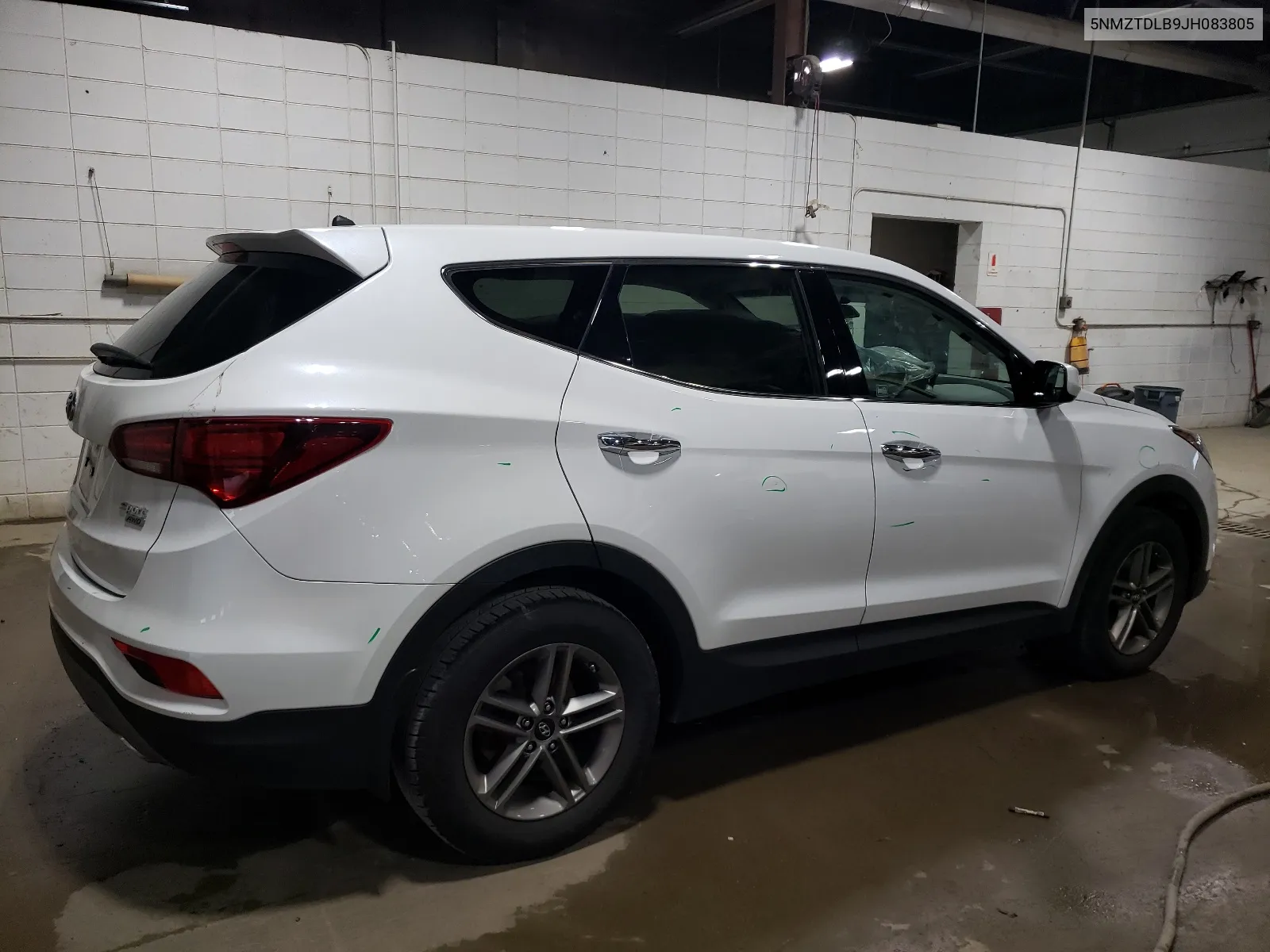 2018 Hyundai Santa Fe Sport VIN: 5NMZTDLB9JH083805 Lot: 68209404