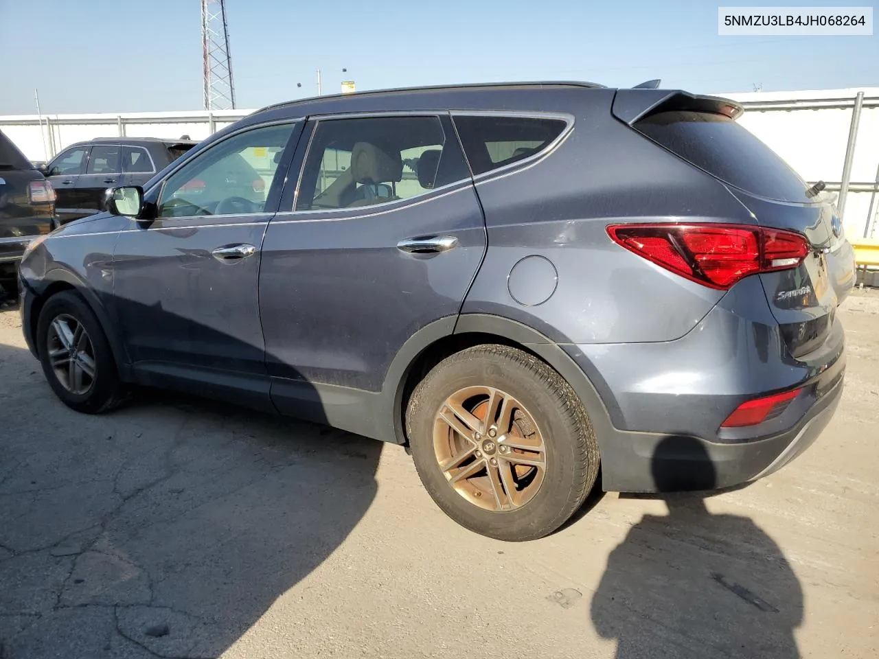 5NMZU3LB4JH068264 2018 Hyundai Santa Fe Sport