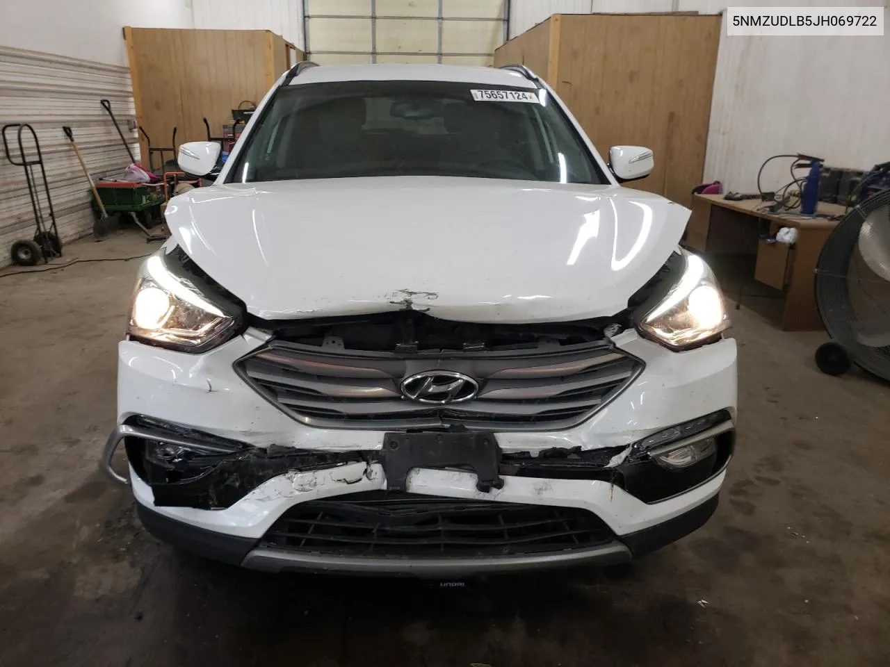 2018 Hyundai Santa Fe Sport VIN: 5NMZUDLB5JH069722 Lot: 75657124