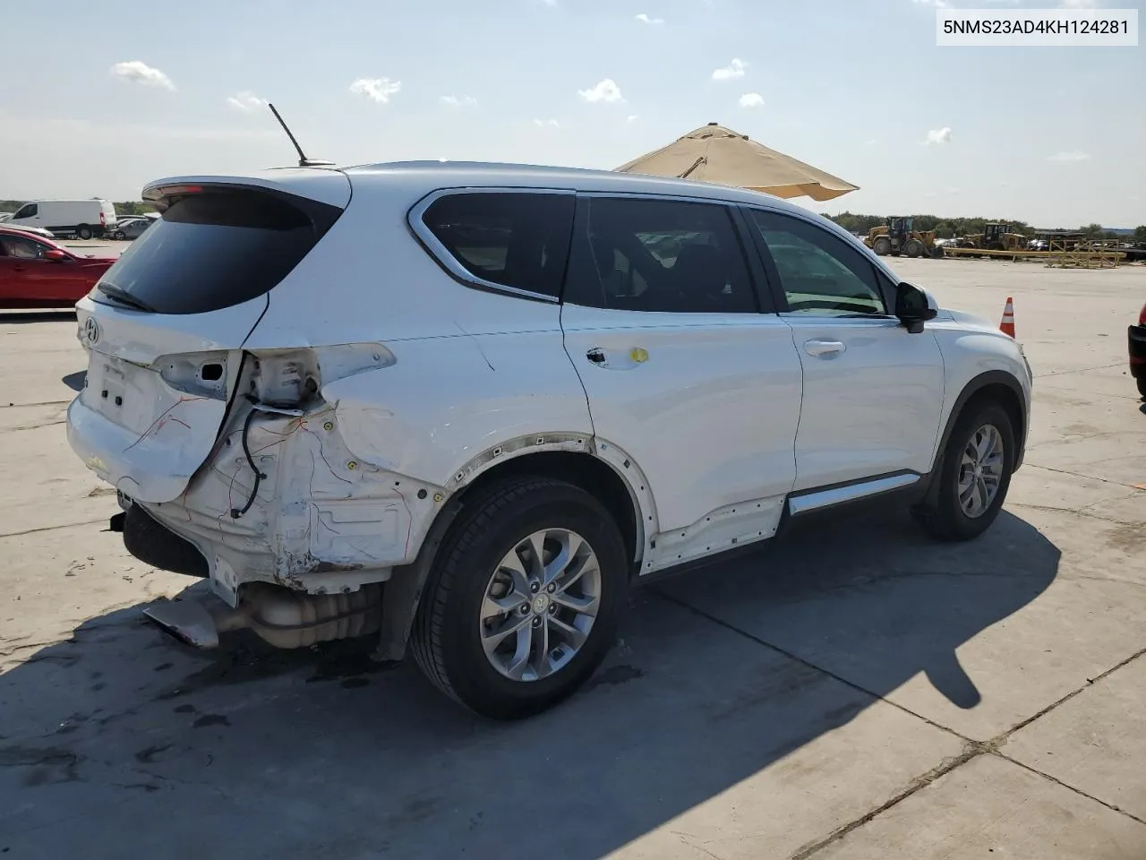 5NMS23AD4KH124281 2019 Hyundai Santa Fe Se