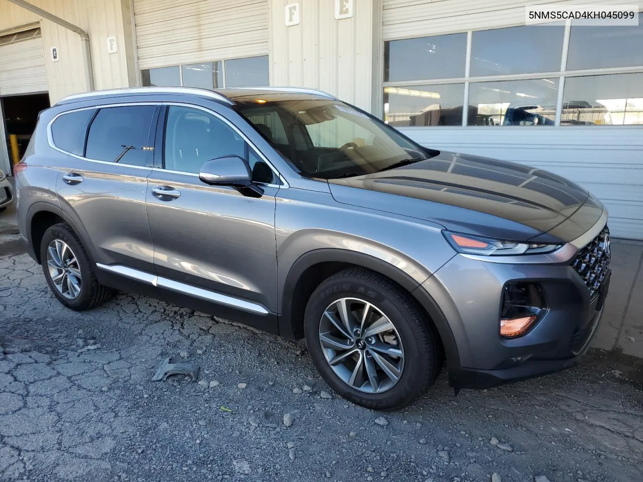 2019 Hyundai Santa Fe Limited VIN: 5NMS5CAD4KH045099 Lot: 74817564