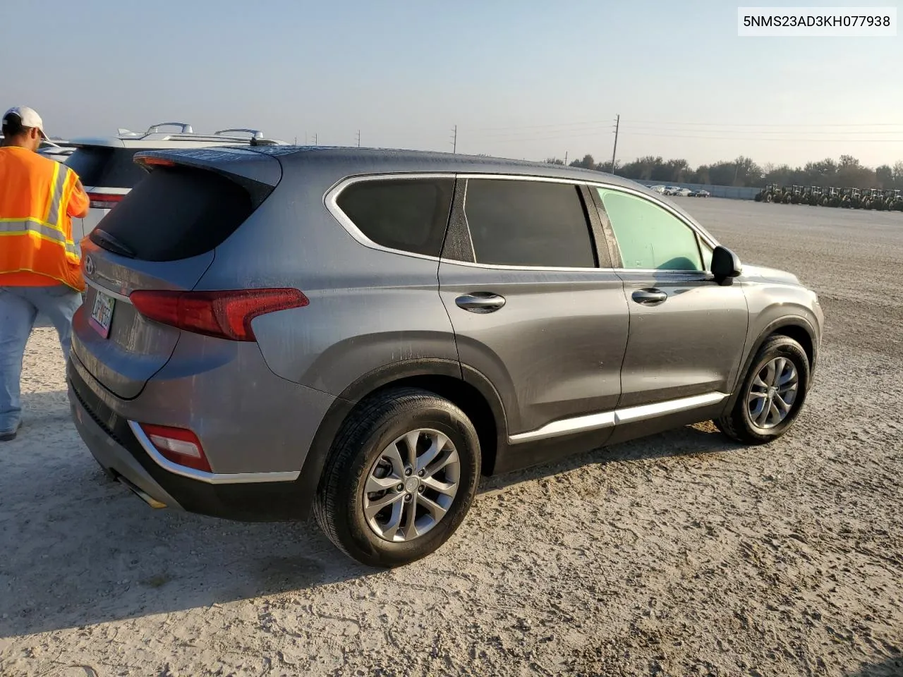 5NMS23AD3KH077938 2019 Hyundai Santa Fe Se