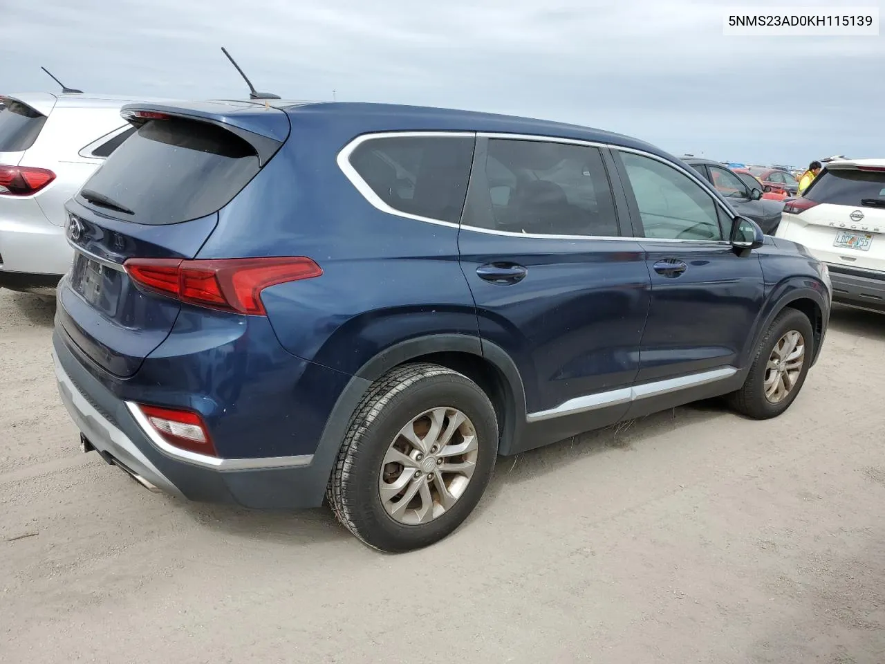 5NMS23AD0KH115139 2019 Hyundai Santa Fe Se