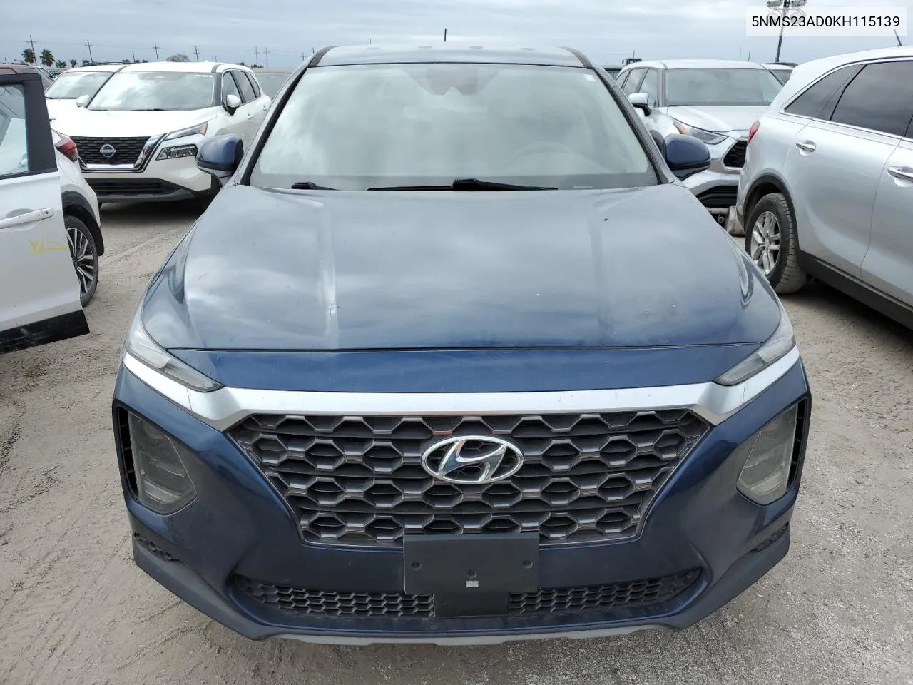 5NMS23AD0KH115139 2019 Hyundai Santa Fe Se