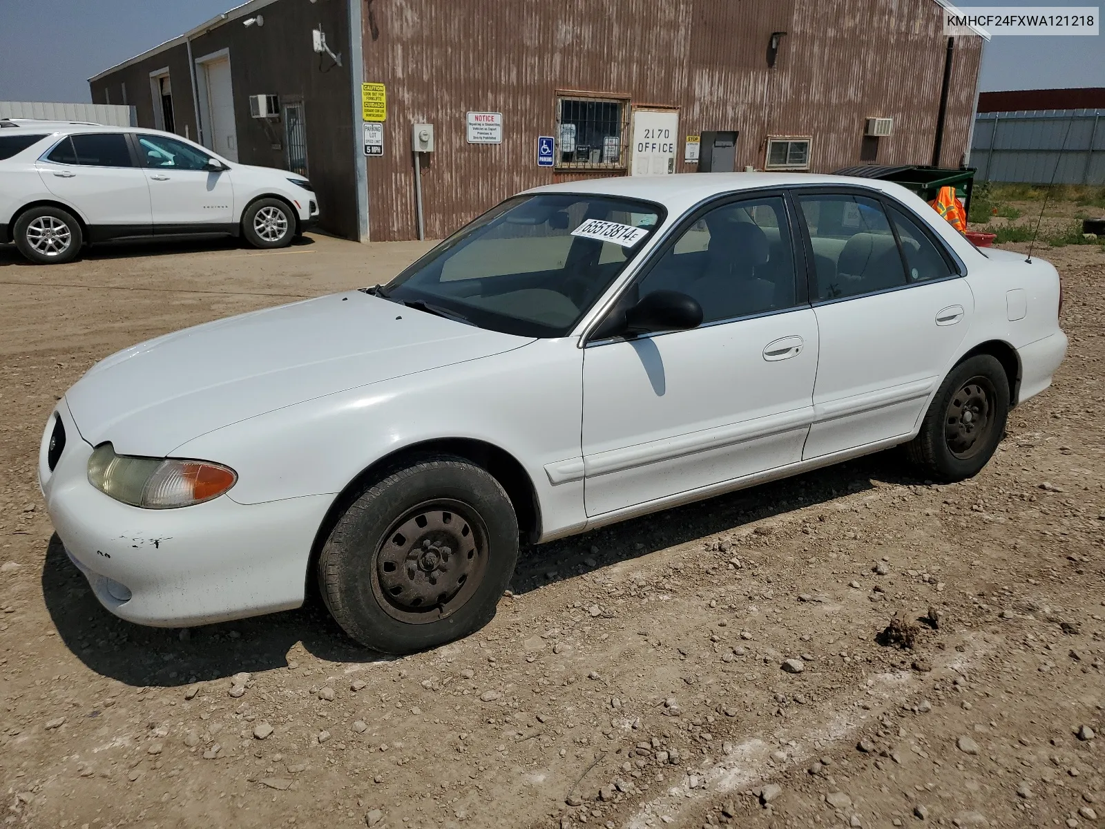 1998 Hyundai Sonata Base VIN: KMHCF24FXWA121218 Lot: 65513814