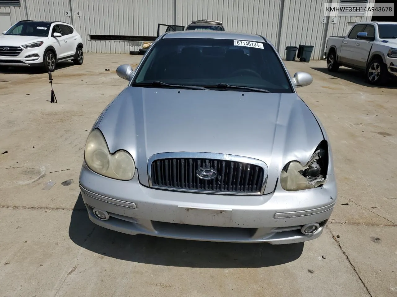 KMHWF35H14A943678 2004 Hyundai Sonata Gls