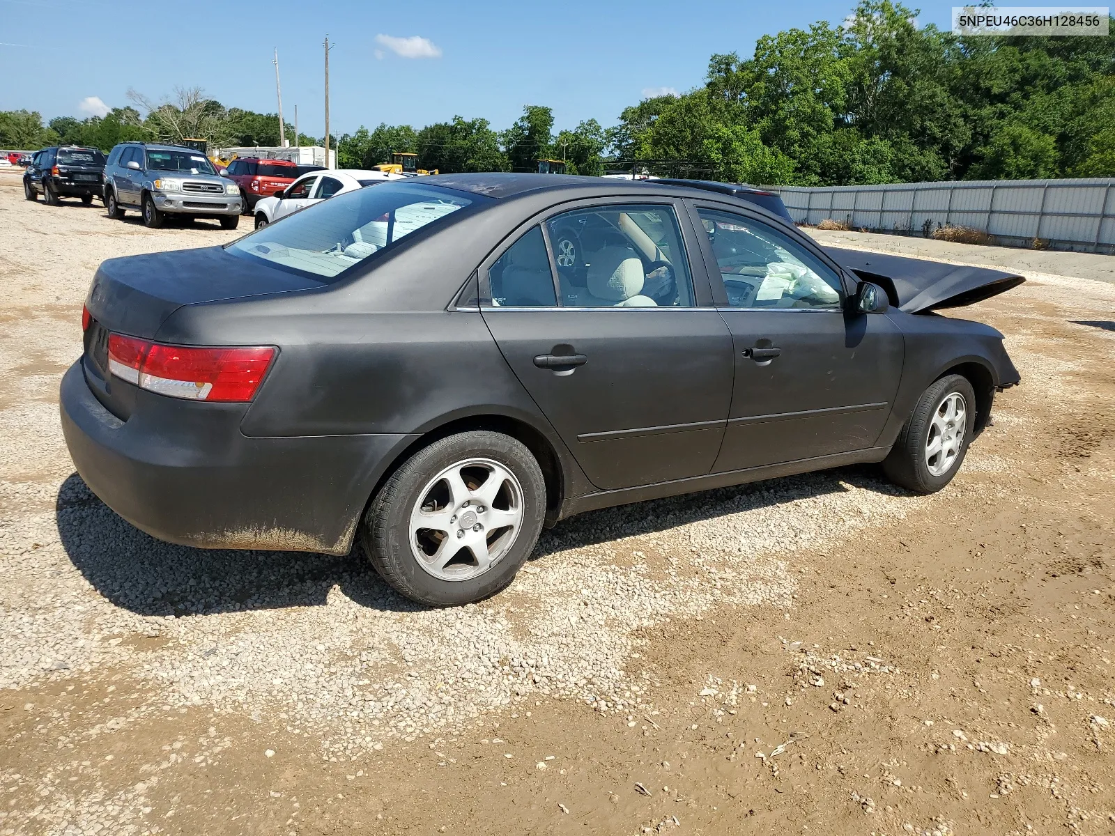 5NPEU46C36H128456 2006 Hyundai Sonata Gls